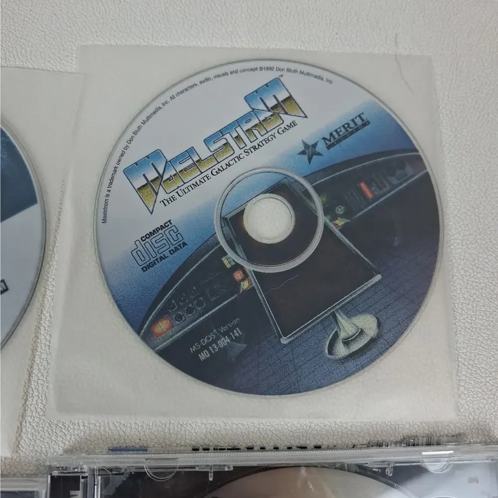 Vintage PC CD-ROM Game Lot MicroProse Domark Flight Sim Harrier Darklands Falcon